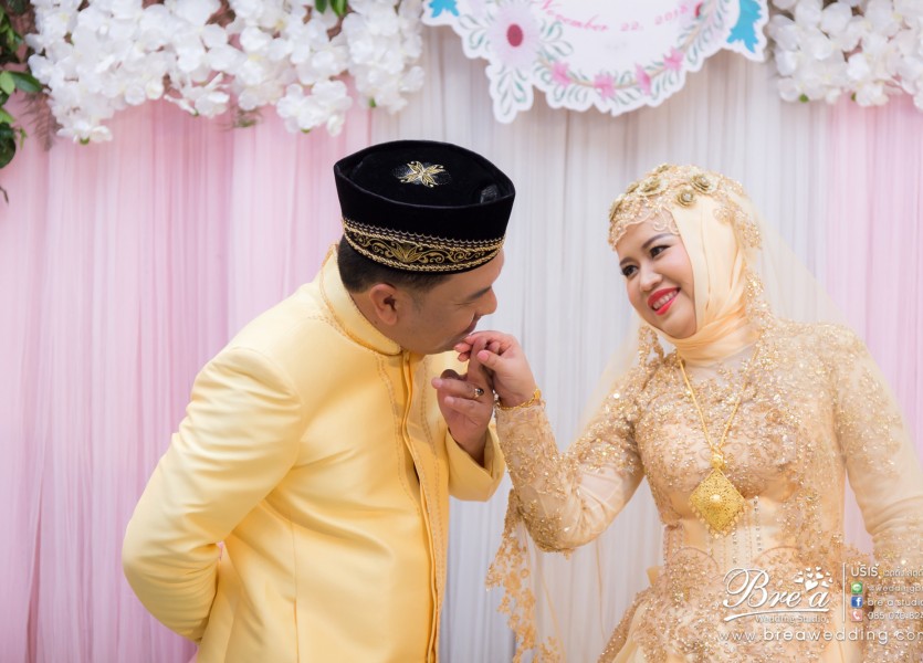 ถ่ายรูปแต่งงาน มุสลิม งานแต่งงานอิสลาม เวดดิ้ง นนทบุรี บางบัวทอง ชุดแต่งงานอิสลาม