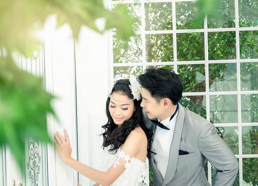 ถ่ายรูปแต่งงานในสตูดิโอ บรีเร่ เวดดิ้ง บางบัวทอง นนทบุรี โดมินิค Dominic studio