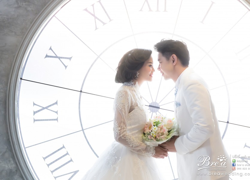 ถ่ายรูปแต่งงานในสตูดิโอ บรีเร่ เวดดิ้ง บางบัวทอง นนทบุรี
