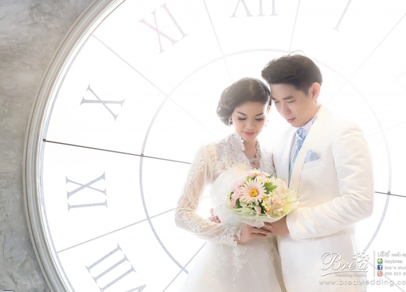 ถ่ายรูปแต่งงานในสตูดิโอ บรีเร่ เวดดิ้ง บางบัวทอง นนทบุรี