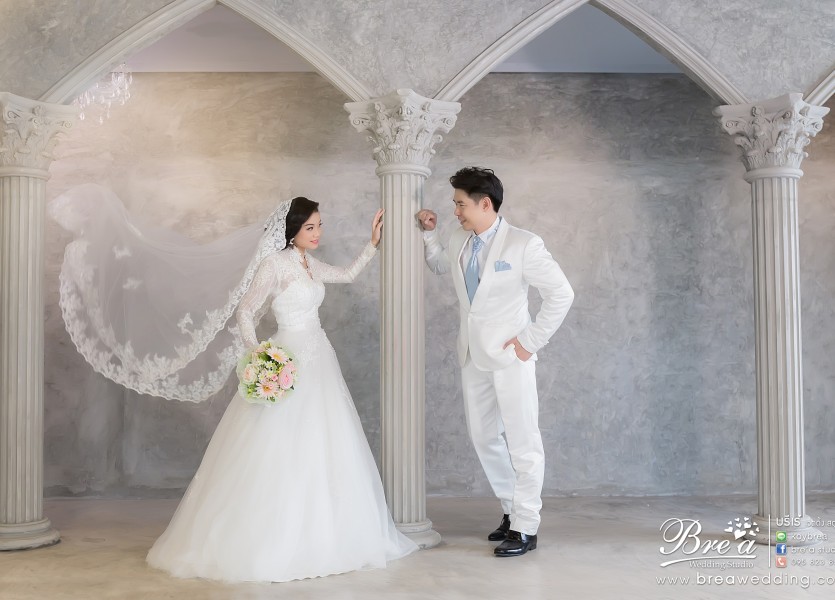 ถ่ายรูปแต่งงานในสตูดิโอ บรีเร่ เวดดิ้ง บางบัวทอง นนทบุรี