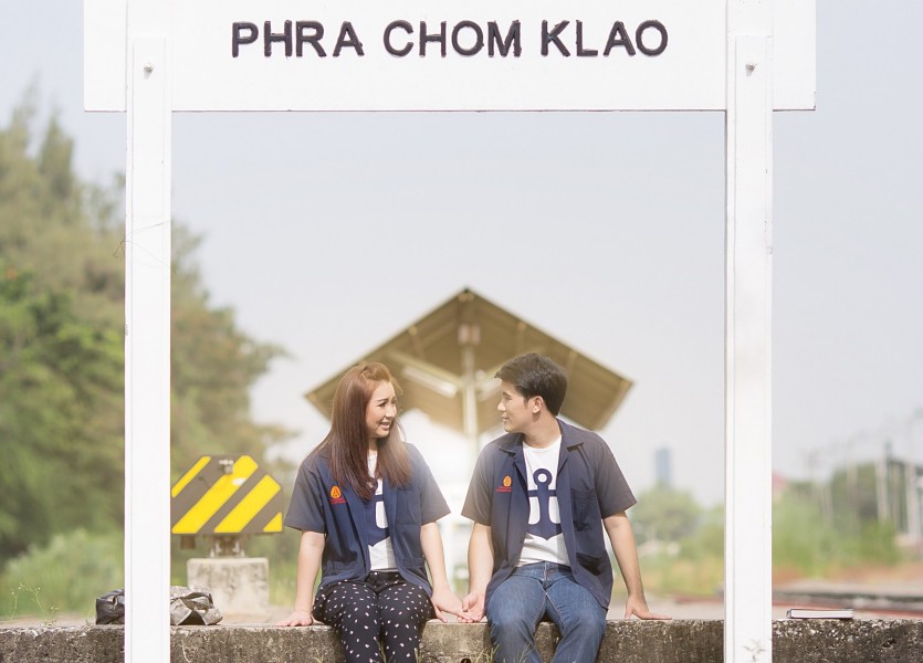 สวนหลวง ร.๙ พรีเวดดิ้ง สวนเขียวๆ ต้นไม้เยอะๆ pre wedding ถ่ายรูปแต่งงาน