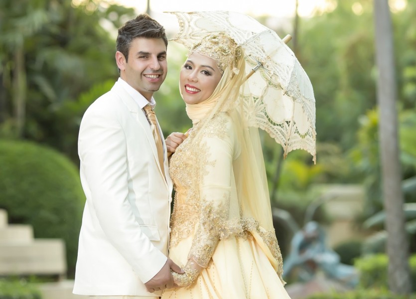 PreWedding มุสลิม ฌ็องเซลิเซ่ ถ่ายรูปแต่งงานอิสลาม บางบัวทอง นนทบุรี