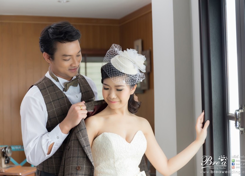 ถ่ายรูปแต่งงาน ในสตูดิโอ ถ่ายรูป อินดอร์ ชุดไทย ชุดแต่งงาน นนทบุรี บางบัวทอง