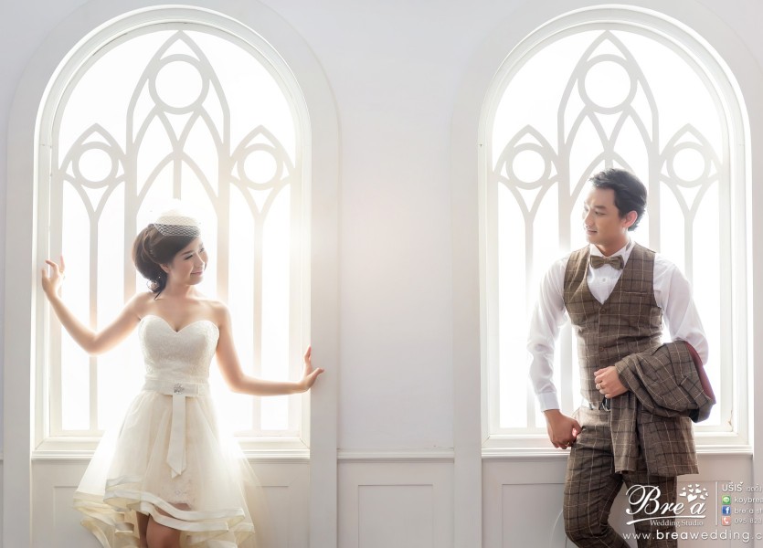 ถ่ายรูปแต่งงาน ในสตูดิโอ ถ่ายรูป อินดอร์ ชุดไทย ชุดแต่งงาน นนทบุรี บางบัวทอง