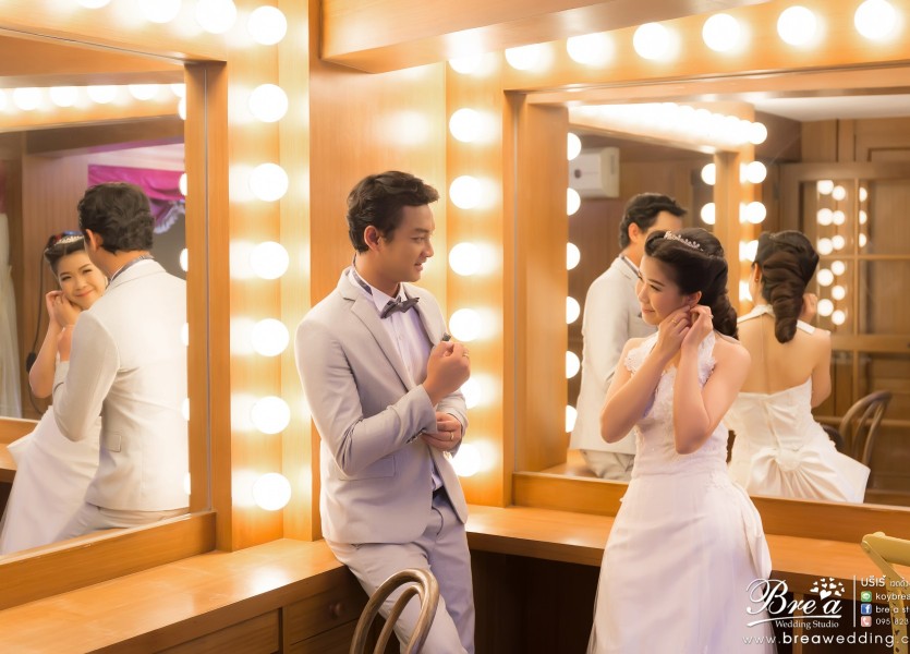 ถ่ายรูปแต่งงาน ในสตูดิโอ ถ่ายรูป อินดอร์ ชุดไทย ชุดแต่งงาน นนทบุรี บางบัวทอง