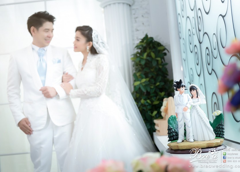 ถ่ายรูปแต่งงานในสตูดิโอ บรีเร่ เวดดิ้ง บางบัวทอง นนทบุรี