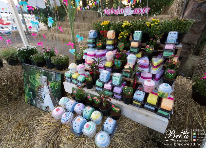 ชุดแต่งงาน ชุดไทยแต่งงาน ถ่ายรูปแต่งงาน ราชบุรี งานแต่งงาน นนทบุรี