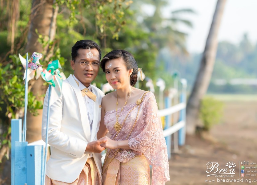 ชุดแต่งงาน ชุดไทยแต่งงาน ถ่ายรูปแต่งงาน ราชบุรี งานแต่งงาน นนทบุรี