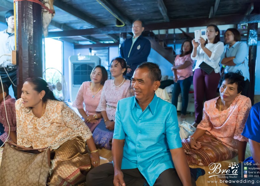 ชุดแต่งงาน ชุดไทยแต่งงาน ถ่ายรูปแต่งงาน ราชบุรี งานแต่งงาน นนทบุรี