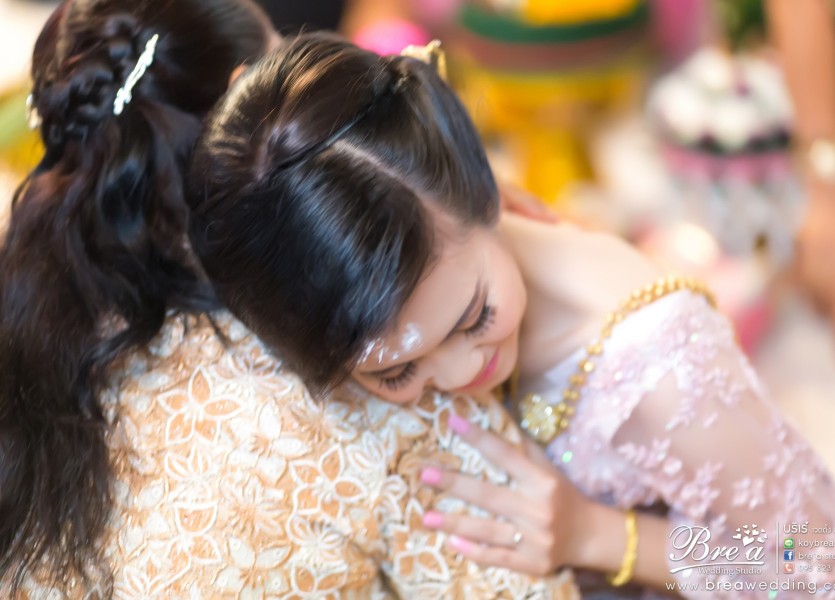 ชุดแต่งงาน ชุดไทยแต่งงาน ถ่ายรูปแต่งงาน ราชบุรี งานแต่งงาน นนทบุรี