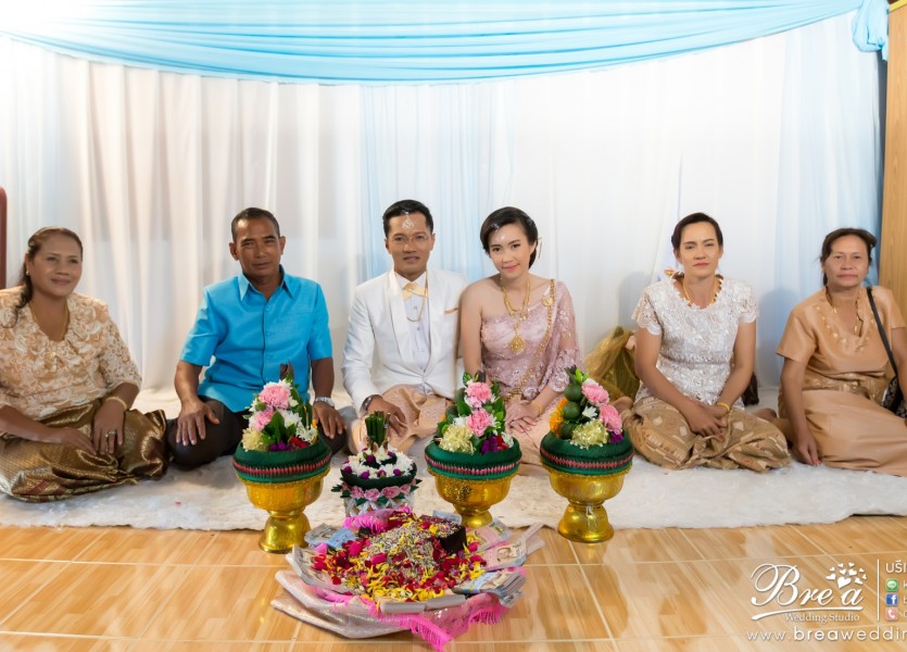 ชุดแต่งงาน ชุดไทยแต่งงาน ถ่ายรูปแต่งงาน ราชบุรี งานแต่งงาน นนทบุรี