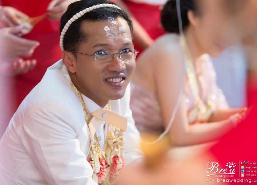 ชุดแต่งงาน ชุดไทยแต่งงาน ถ่ายรูปแต่งงาน ราชบุรี งานแต่งงาน นนทบุรี