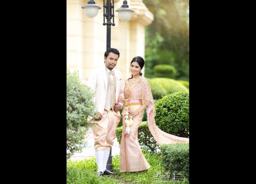 พรีเวดดิ้ง . ชุดแต่งงาน . ชุดไทยแต่งงาน . ร้านเวดดิ้ง . ถ่ายรูปแต่งงาน .Prewedding .ฌ็องเซลิเซ่