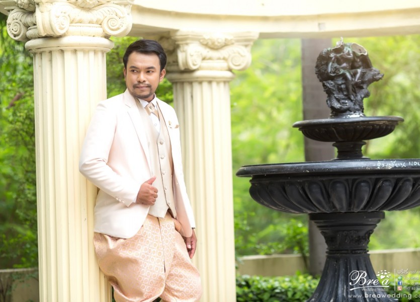 พรีเวดดิ้ง . ชุดแต่งงาน . ชุดไทยแต่งงาน . ร้านเวดดิ้ง . ถ่ายรูปแต่งงาน .Prewedding .ฌ็องเซลิเซ่