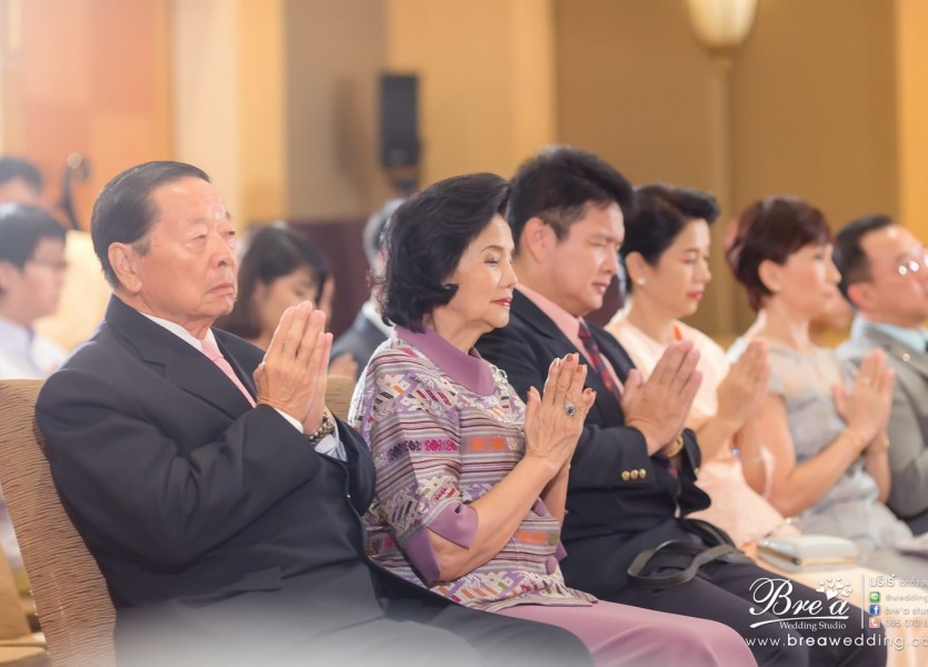 แต่งงานมิราเคิลแกรนด์,miracle grand , wedding ,ชุดแต่งงาน,ร้านเวดดิ้ง,นนทบุรี,กรุงเทพ,วิภาวดี,นักบิน