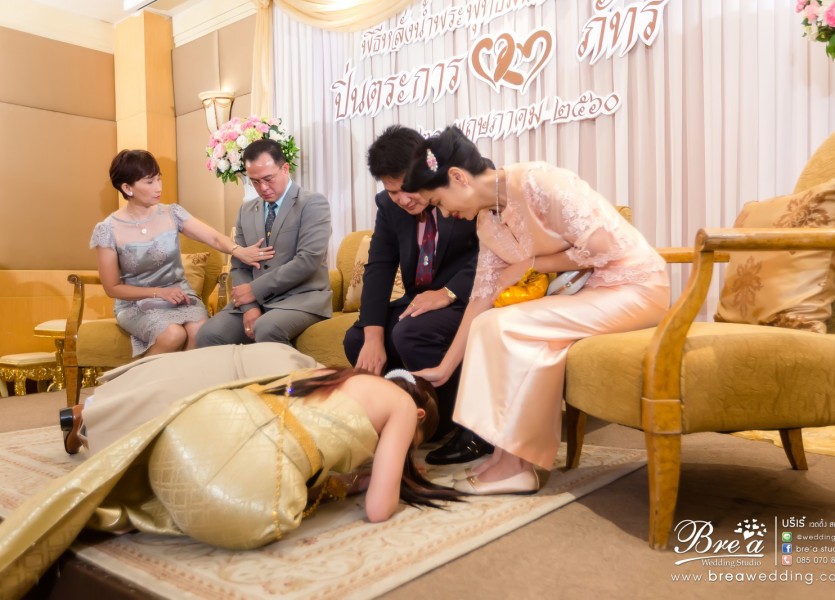 แต่งงานมิราเคิลแกรนด์,miracle grand , wedding ,ชุดแต่งงาน,ร้านเวดดิ้ง,นนทบุรี,กรุงเทพ,วิภาวดี,นักบิน