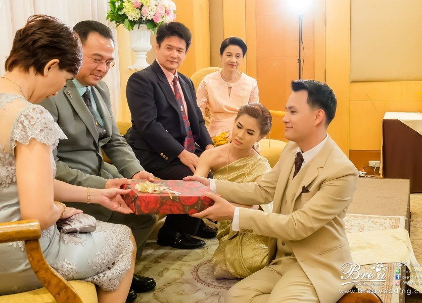 แต่งงานมิราเคิลแกรนด์,miracle grand , wedding ,ชุดแต่งงาน,ร้านเวดดิ้ง,นนทบุรี,กรุงเทพ,วิภาวดี,นักบิน