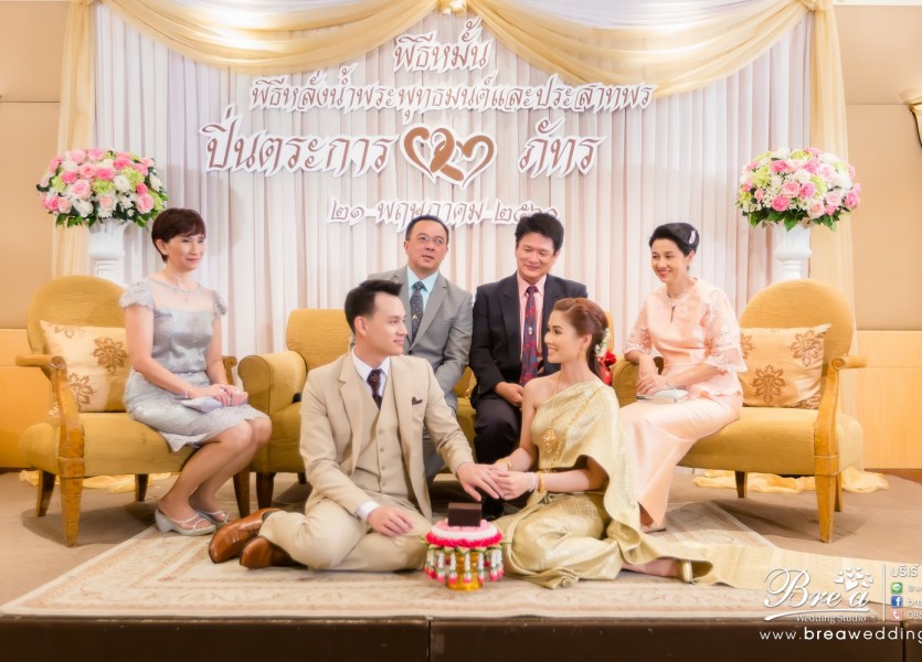 แต่งงานมิราเคิลแกรนด์,miracle grand , wedding ,ชุดแต่งงาน,ร้านเวดดิ้ง,นนทบุรี,กรุงเทพ,วิภาวดี,นักบิน