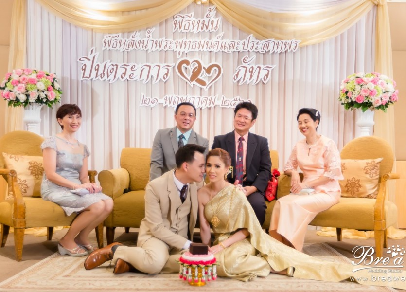 แต่งงานมิราเคิลแกรนด์,miracle grand , wedding ,ชุดแต่งงาน,ร้านเวดดิ้ง,นนทบุรี,กรุงเทพ,วิภาวดี,นักบิน