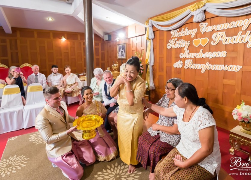 เรือนเจ้าสาวปากเกร็ด แต่งงาน ชุดแต่งงาน ร้านเวดดิ้ง นนทบุรี