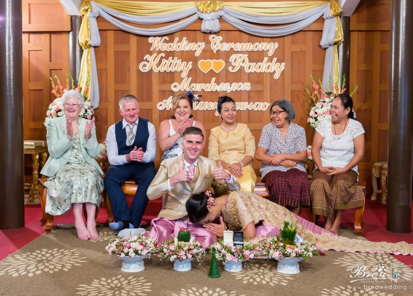 เรือนเจ้าสาวปากเกร็ด แต่งงาน ชุดแต่งงาน ร้านเวดดิ้ง นนทบุรี