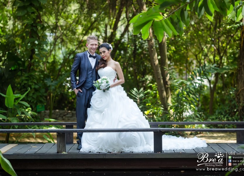 PreWedding in Thailand at สวนสามพราน สามพรานริเวอร์ไซด์