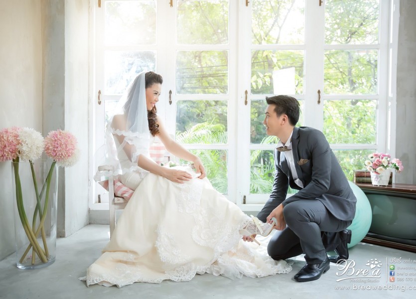 ถ่ายรูปในสตูฯฉากขาว,ถ่ายในสตูดิโอ,ถ่ายภาพแต่งงาน,นนทบุรี,สตูดิโอแต่งงาน