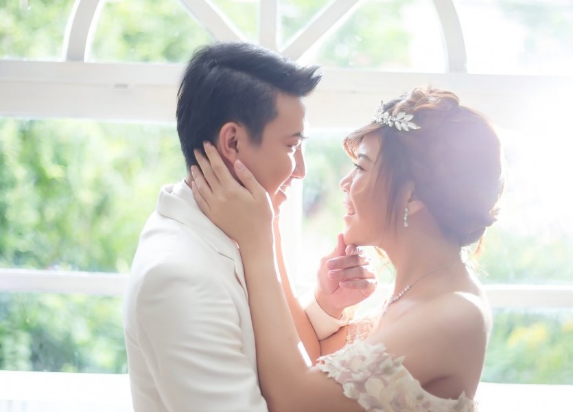 ถ่ายรูปในสตูฯฉากขาว,ถ่ายในสตูดิโอ,ถ่ายภาพแต่งงาน,นนทบุรี,สตูดิโอแต่งงาน