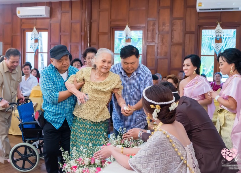 เรือนไทย,แต่งงาน,เรือนนพเก้า,นนทบุรี128พระราม๕,ชุดไทยแต่งงาน,บางบัวทอ