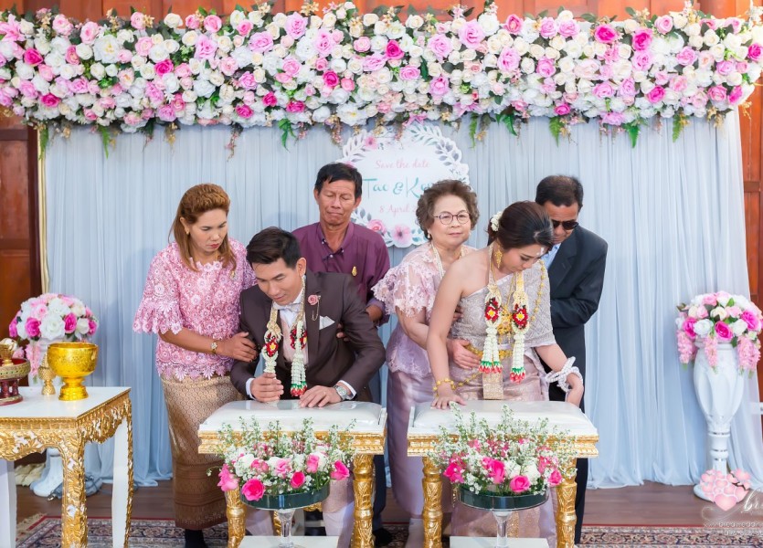 เรือนไทย,แต่งงาน,เรือนนพเก้า,นนทบุรี153พระราม๕,ชุดไทยแต่งงาน,บางบัวทอ