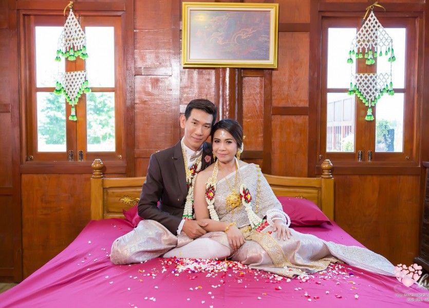 เรือนไทย,แต่งงาน,เรือนนพเก้า,นนทบุรี187พระราม๕,ชุดไทยแต่งงาน,บางบัวทอ