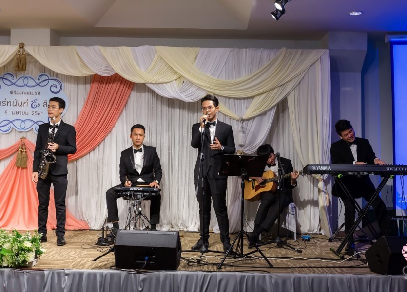 เรือนไทย,แต่งงาน,เรือนนพเก้า,นนทบุรี193พระราม๕,ชุดไทยแต่งงาน,บางบัวทอ