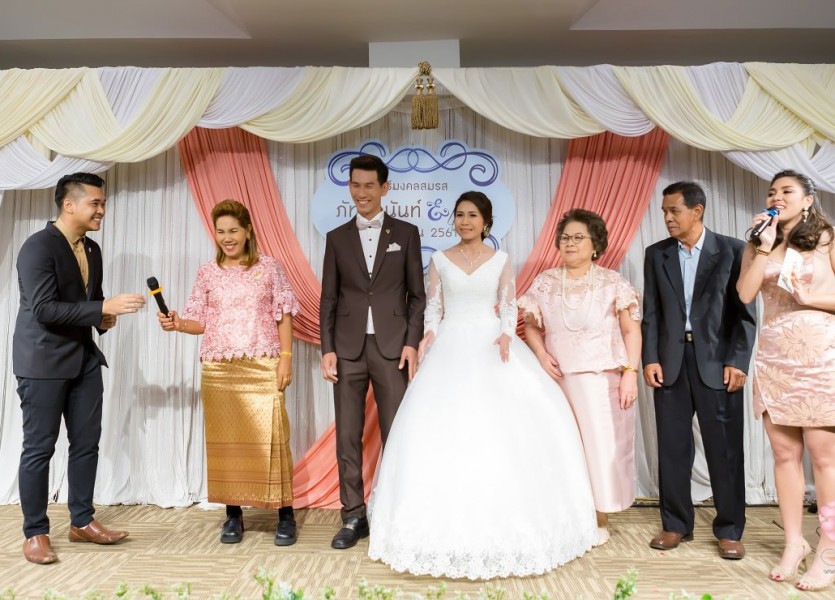 เรือนไทย,แต่งงาน,เรือนนพเก้า,นนทบุรี202พระราม๕,ชุดไทยแต่งงาน,บางบัวทอ