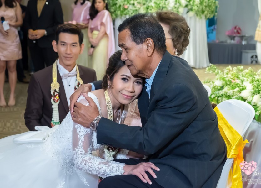 เรือนไทย,แต่งงาน,เรือนนพเก้า,นนทบุรี228พระราม๕,ชุดไทยแต่งงาน,บางบัวทอ