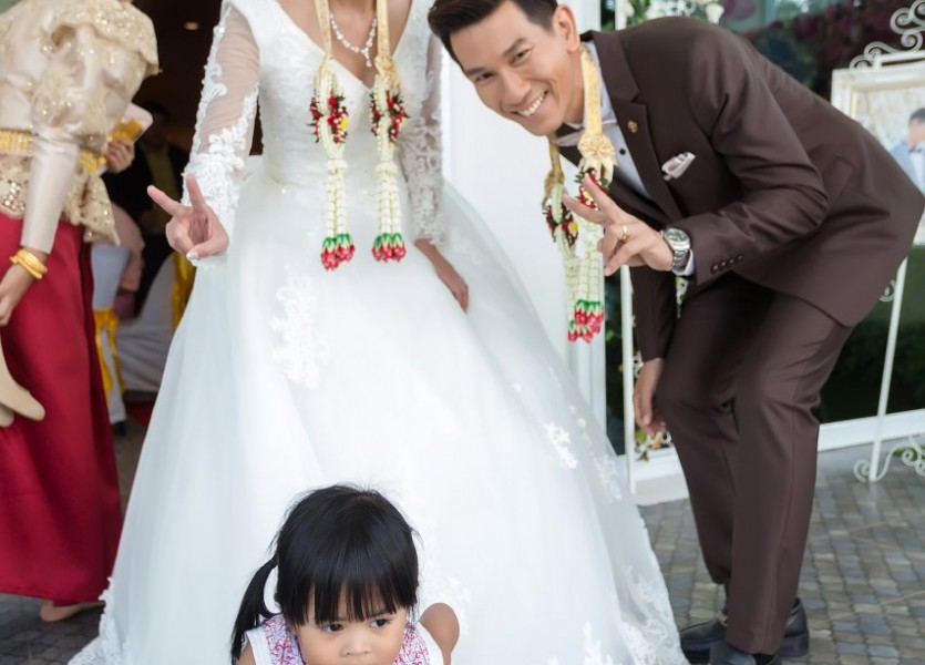 เรือนไทย,แต่งงาน,เรือนนพเก้า,นนทบุรี260พระราม๕,ชุดไทยแต่งงาน,บางบัวทอ