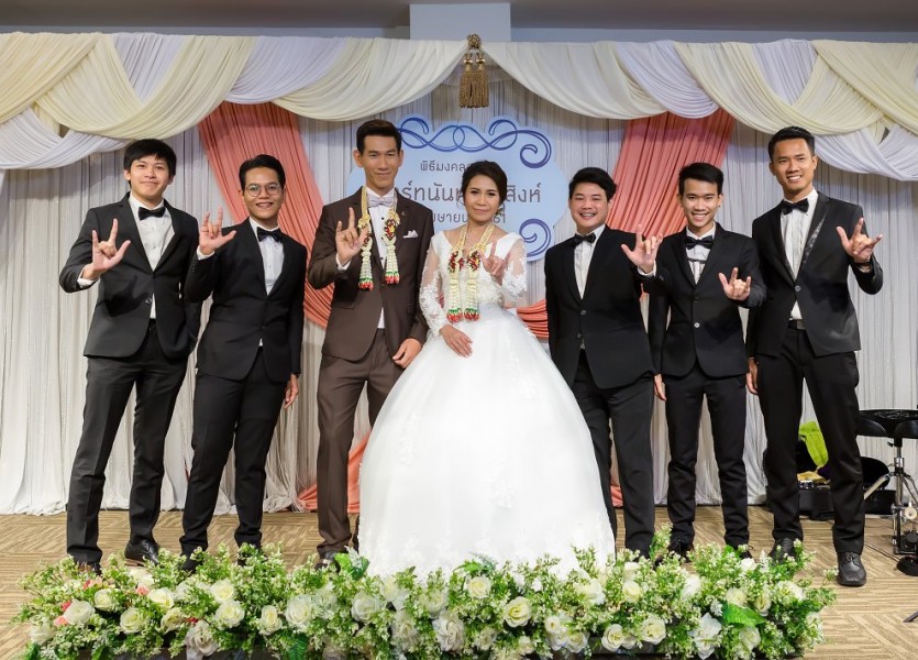 เรือนไทย,แต่งงาน,เรือนนพเก้า,นนทบุรี278พระราม๕,ชุดไทยแต่งงาน,บางบัวทอ