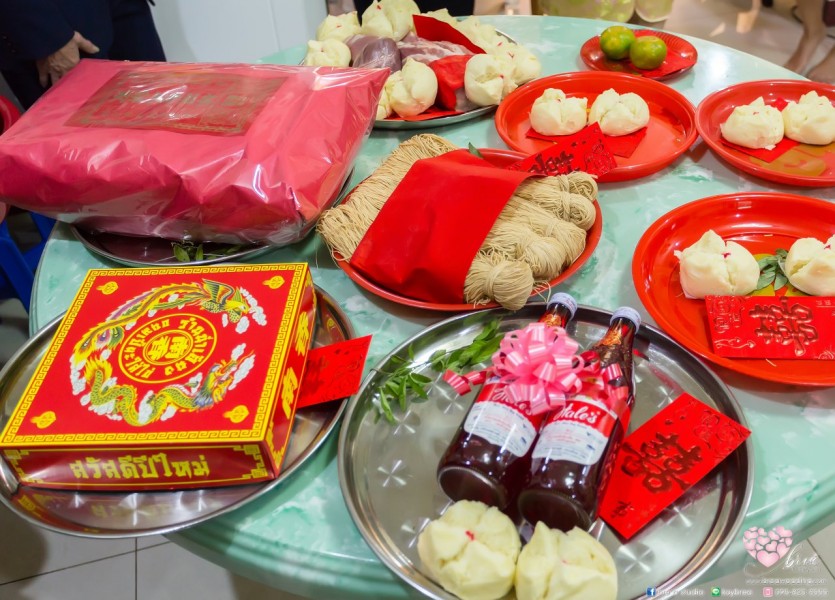 ชุดยกน้ำชา งานหมั้น ชุดแดง047 แต่งงานแบบจีน