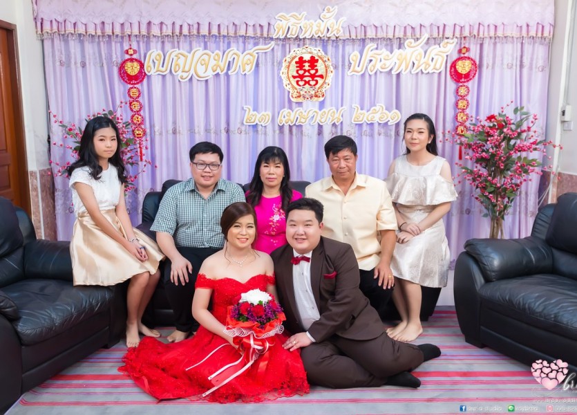 ชุดยกน้ำชา งานหมั้น ชุดแดง061 แต่งงานแบบจีน