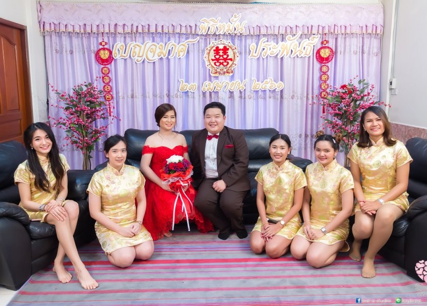 ชุดยกน้ำชา งานหมั้น ชุดแดง066 แต่งงานแบบจีน