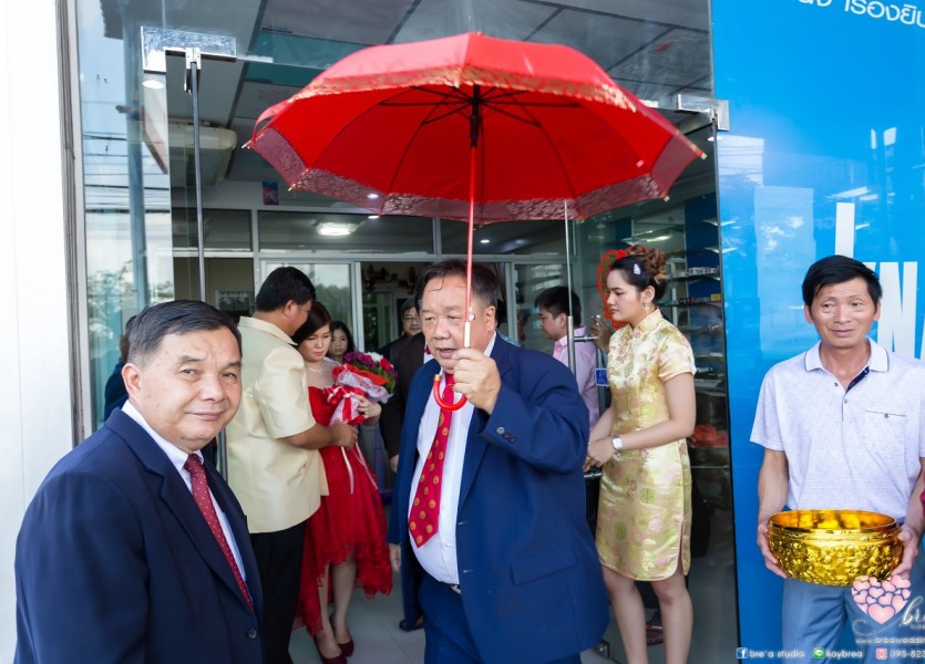 ชุดยกน้ำชา งานหมั้น ชุดแดง098 แต่งงานแบบจีน