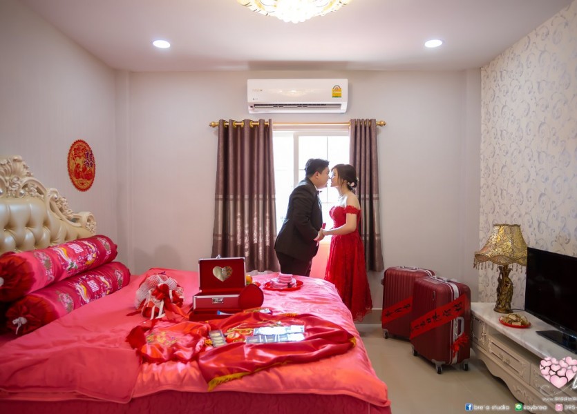 ชุดยกน้ำชา งานหมั้น ชุดแดง122 แต่งงานแบบจีน