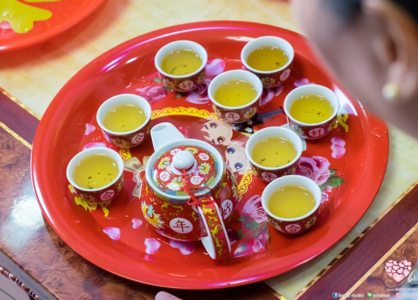 ชุดยกน้ำชา งานหมั้น ชุดแดง136 แต่งงานแบบจีน