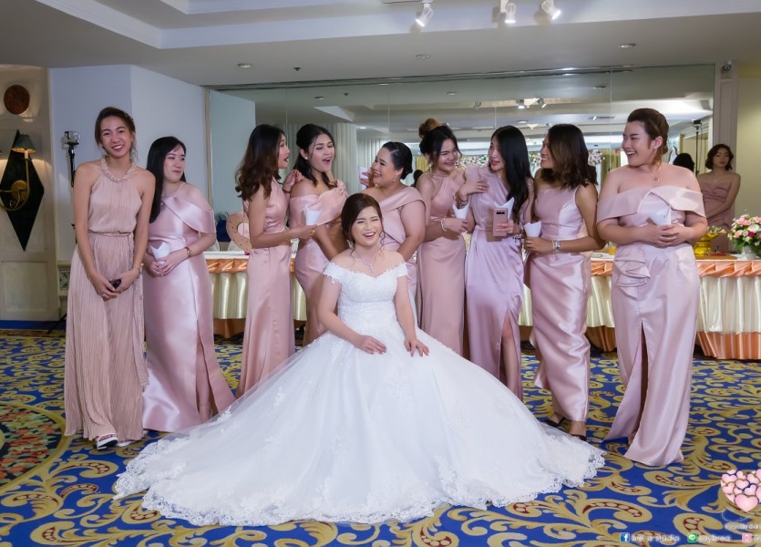 โรงแรมมณเฑียรริเวอร์ไซด์กรุงเทพ  ชุดแต่งงาน 069 ถ่ายภาพ