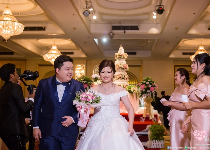 โรงแรมมณเฑียรริเวอร์ไซด์กรุงเทพ  ชุดแต่งงาน 091 ถ่ายภาพ