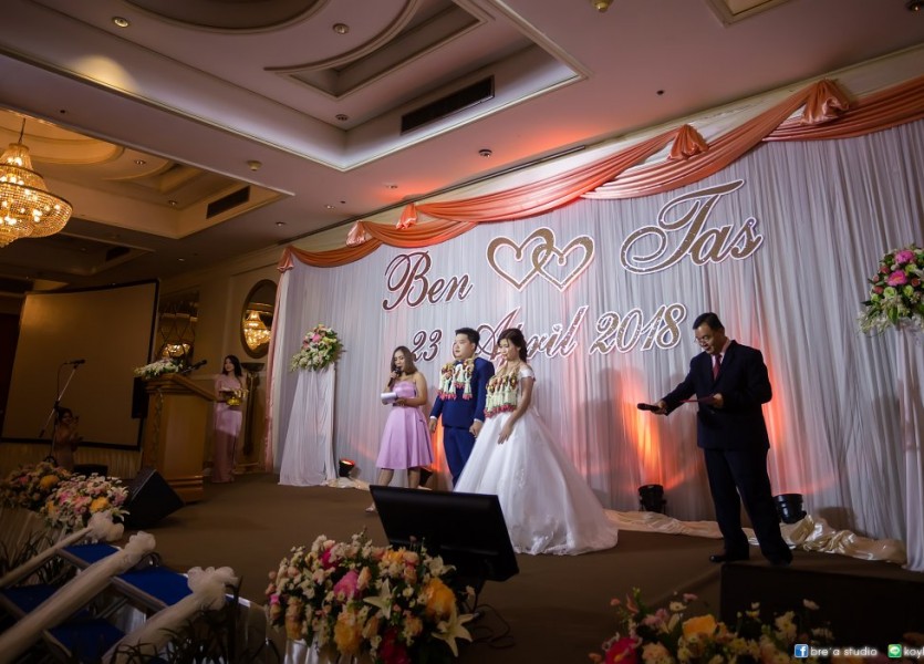 โรงแรมมณเฑียรริเวอร์ไซด์กรุงเทพ  ชุดแต่งงาน 105 ถ่ายภาพ