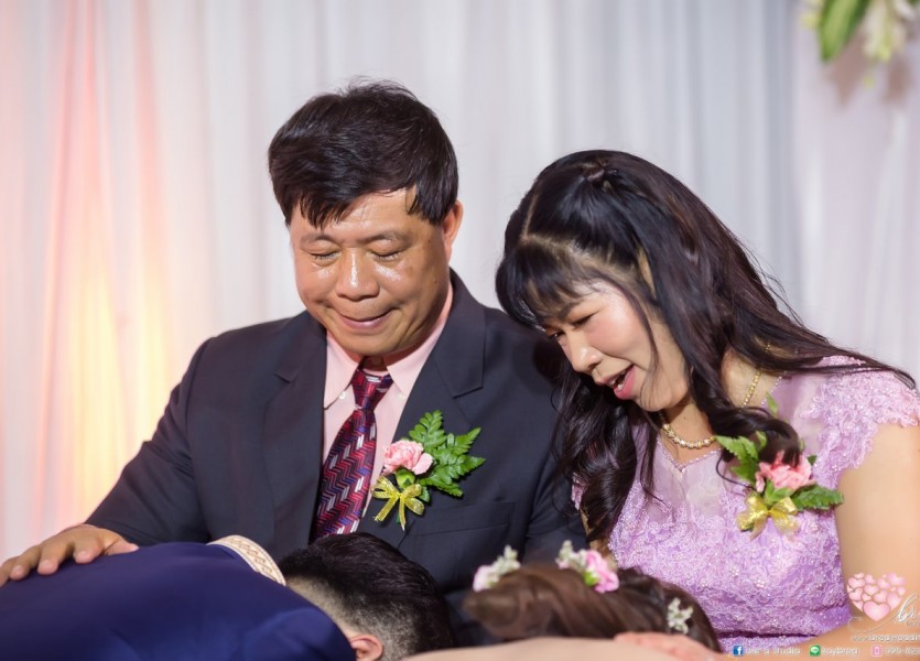 โรงแรมมณเฑียรริเวอร์ไซด์กรุงเทพ  ชุดแต่งงาน 117 ถ่ายภาพ