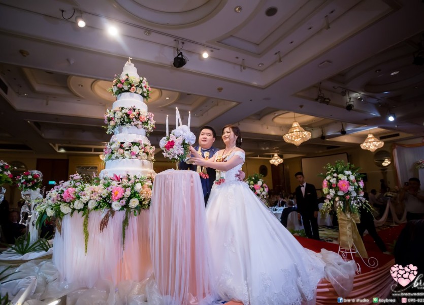 โรงแรมมณเฑียรริเวอร์ไซด์กรุงเทพ  ชุดแต่งงาน 136 ถ่ายภาพ