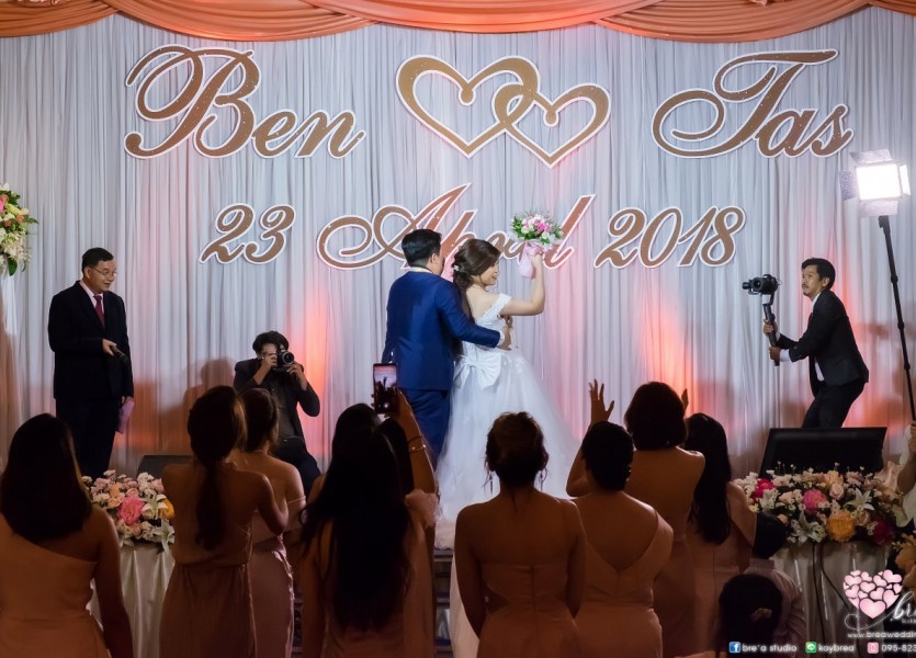 โรงแรมมณเฑียรริเวอร์ไซด์กรุงเทพ  ชุดแต่งงาน 168 ถ่ายภาพ