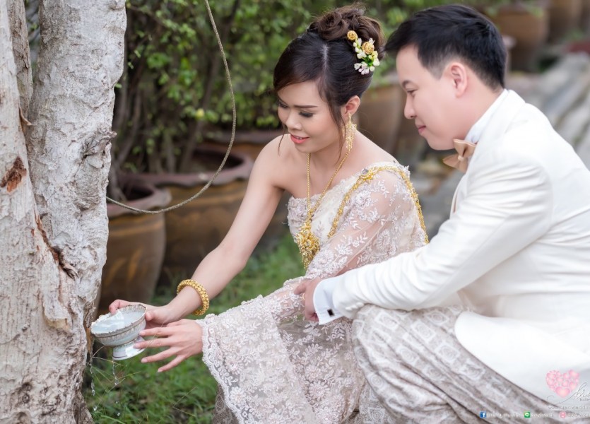 เดอะโซเรนโต้ HL 051 แต่งงานราชพฤกษ์